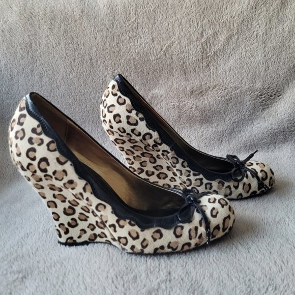 𝅺Betsey Johnson Lien leopard print wedges size 8 - Picture 5 of 10